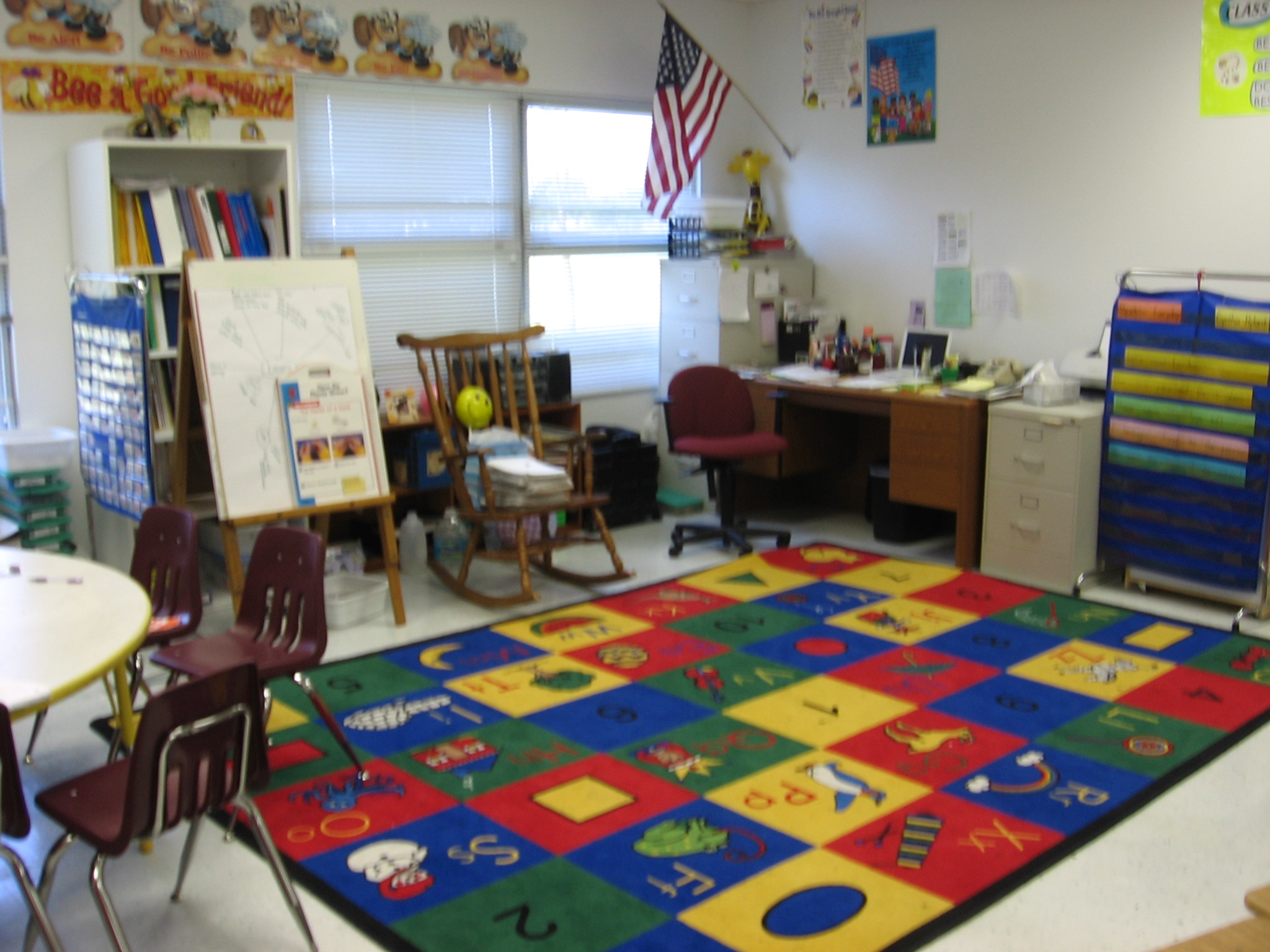 1st Grade. I also like the idea of having the gathering place so close to the teacher’s desk–very convenient.