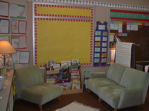 library_in_classroom_organization_4